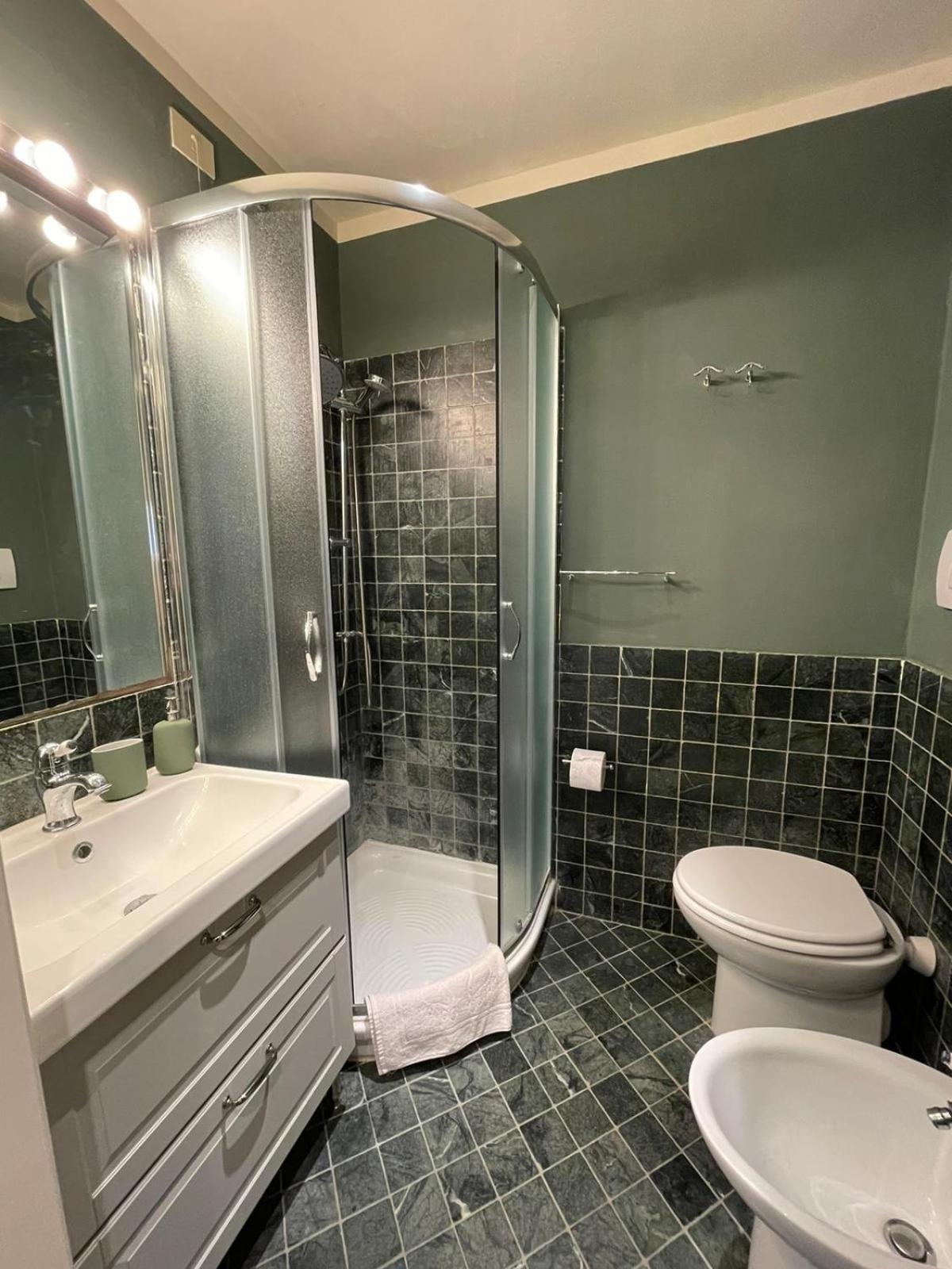 Estateguard Group - Prestige Rooms Lucca City Center Exteriör bild